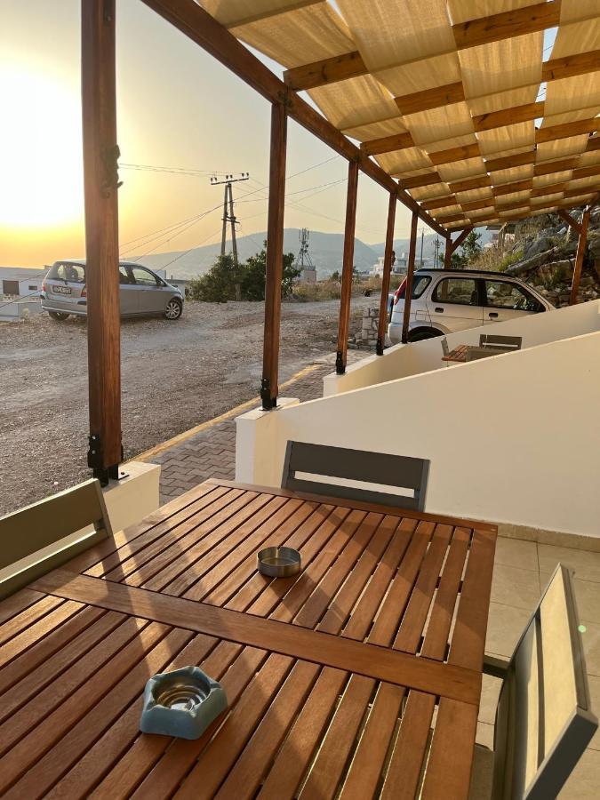 Bluemoon Suites Sarande Exterior photo