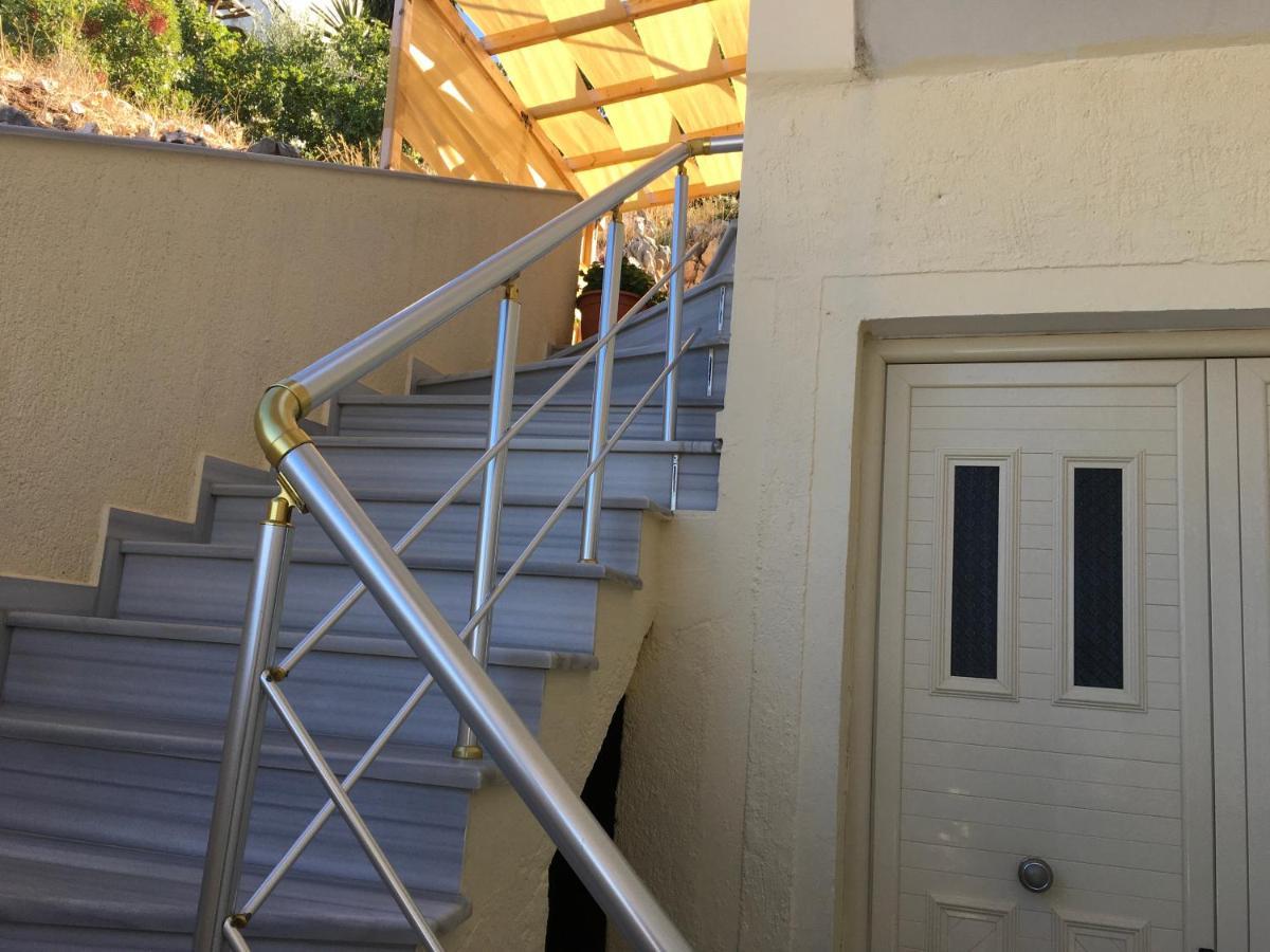 Bluemoon Suites Sarande Exterior photo