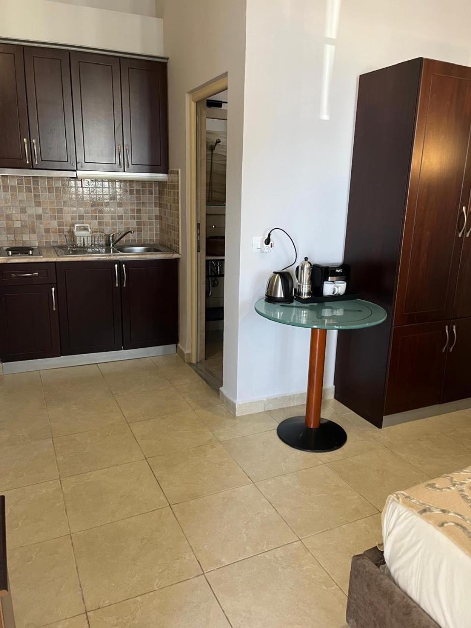 Bluemoon Suites Sarande Exterior photo